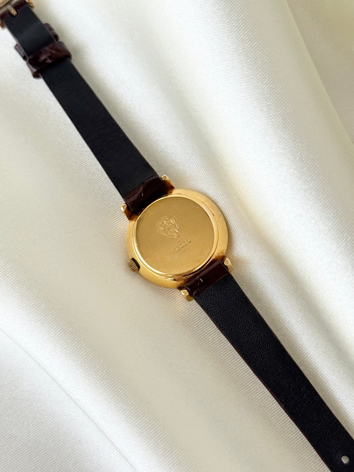 VINTAGE GUCCI 5300L