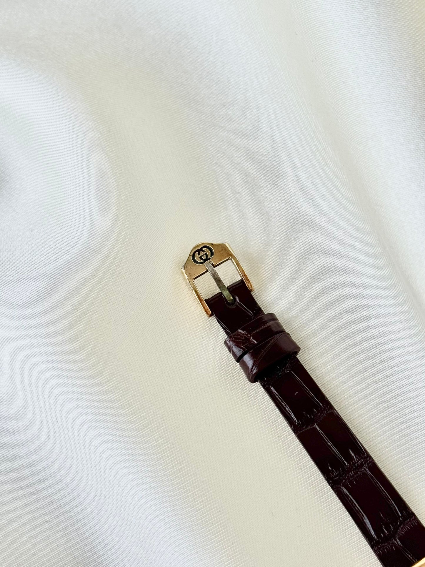 VINTAGE GUCCI 5300L