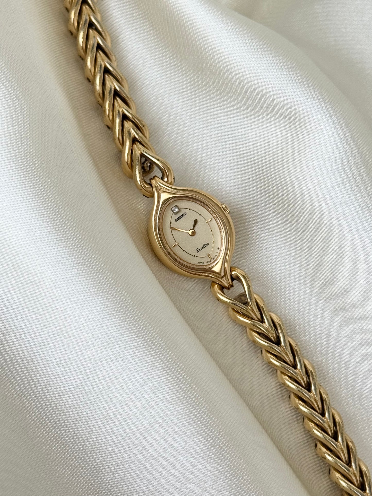 VINTAGE SEIKO EXCELINE with Marquise shaped case