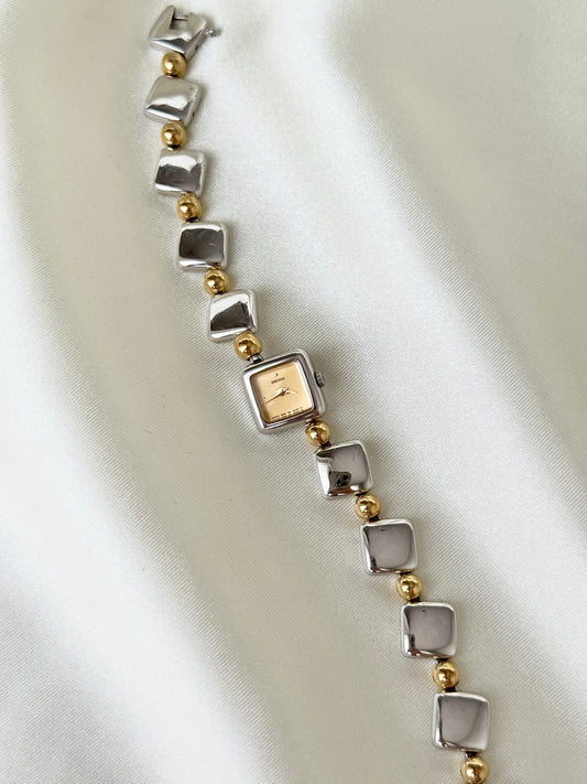 SEIKO PETITE with SQUARE SHAPE