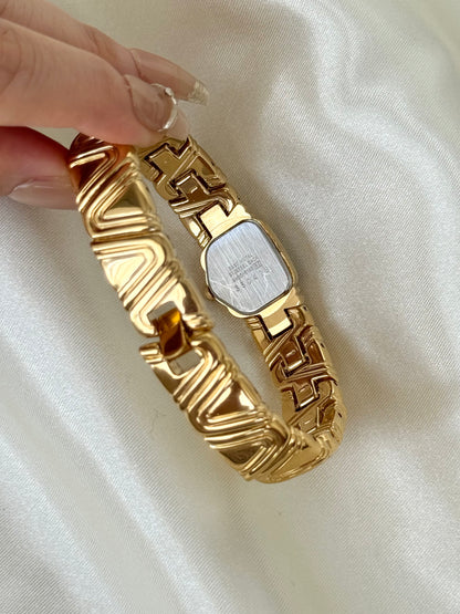 SEIKO ASYMMETRYCAL BANGLE