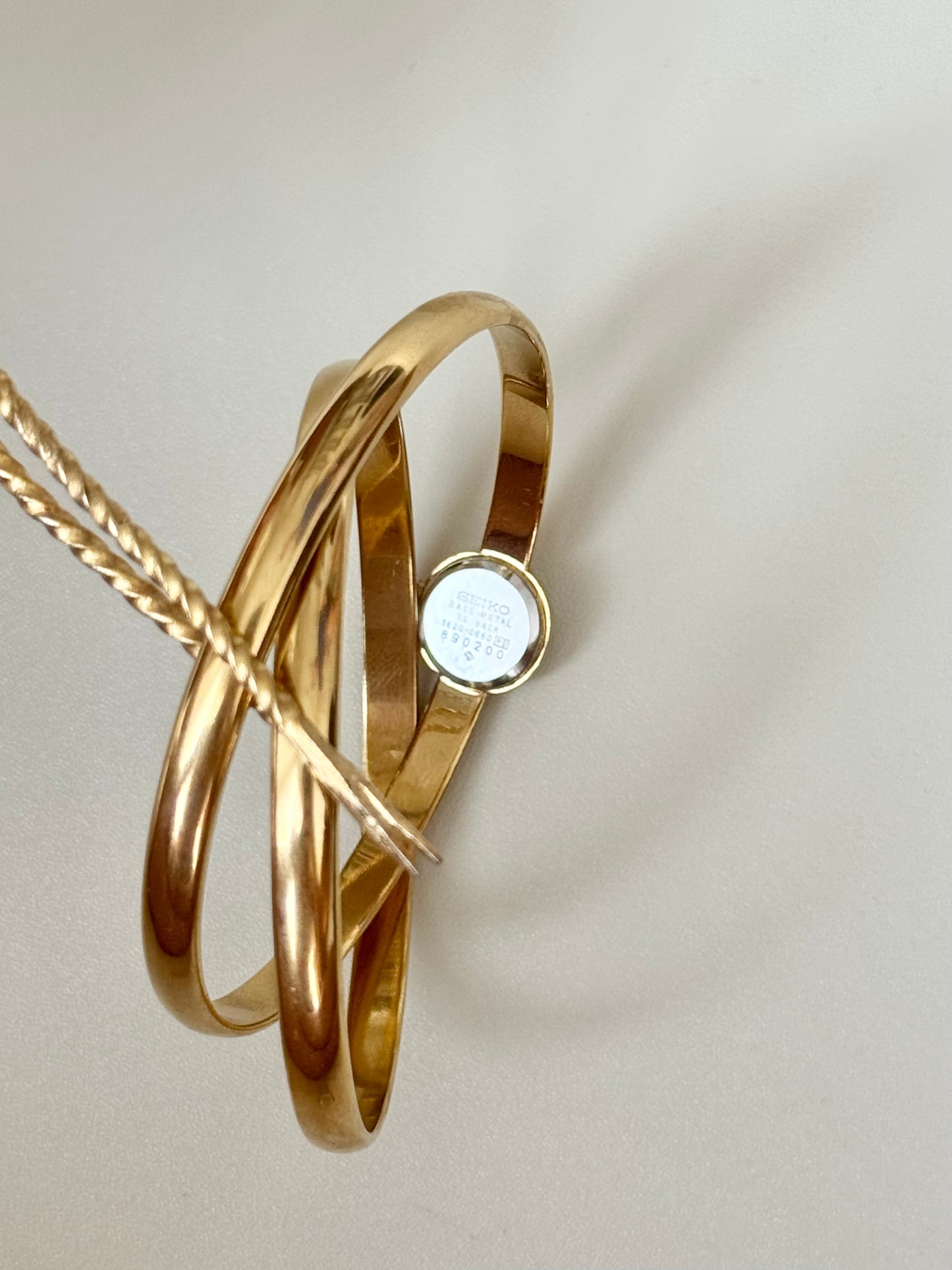 SEIKO DOUBLE BANGLE GOLD